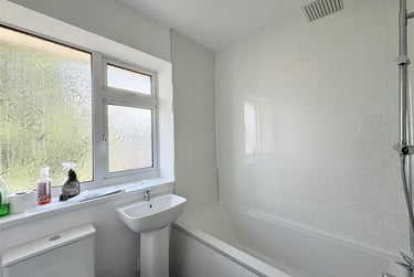 3 bed house, Meadowvale Crescent, Clifton, Nottingham, NG119LZ - Image 6